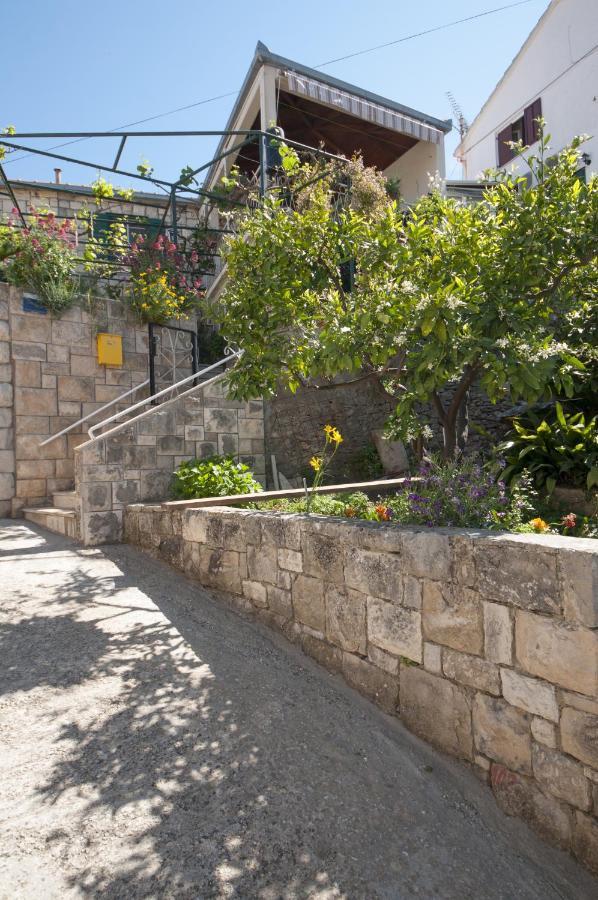 Apartments Gorana Сплитска Екстериор снимка