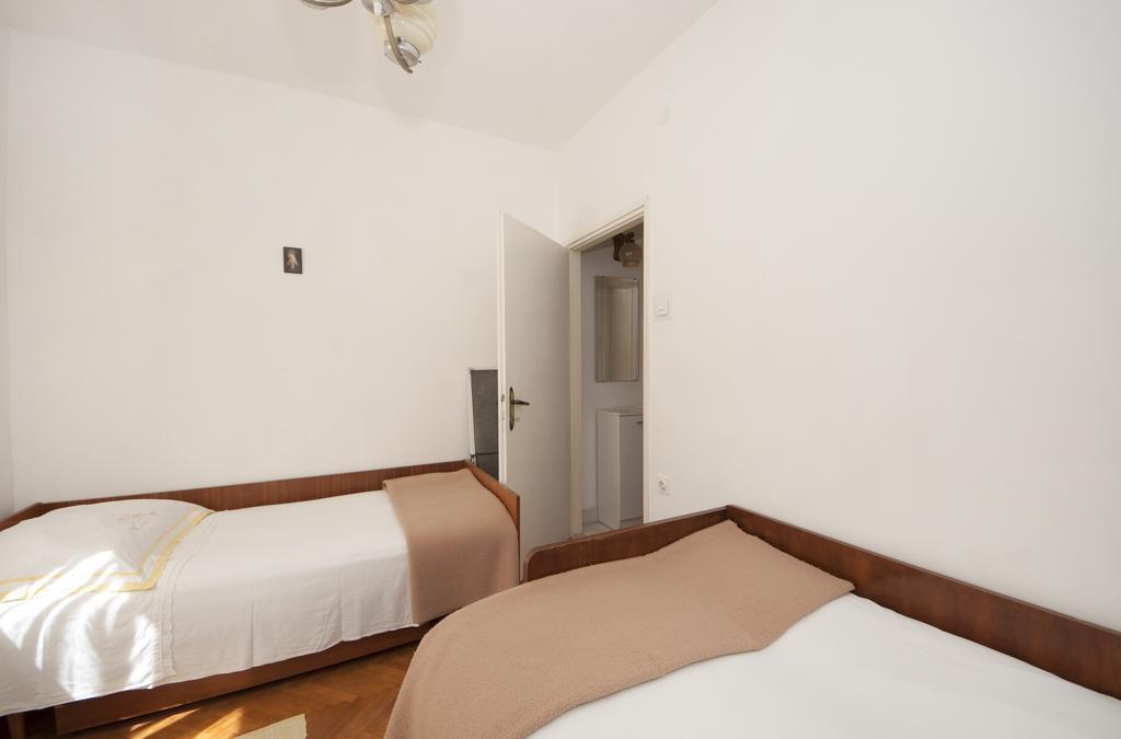 Apartments Gorana Сплитска Екстериор снимка